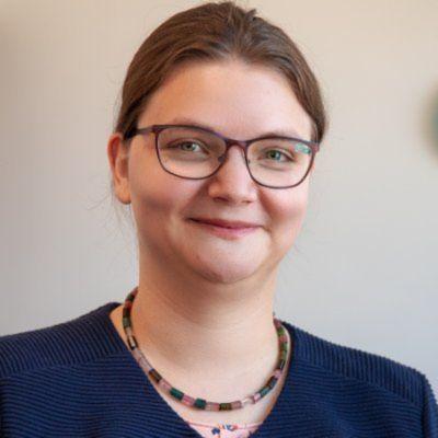 Anna Carla Springob, Pressesprecherin und Social-Media-Managerin